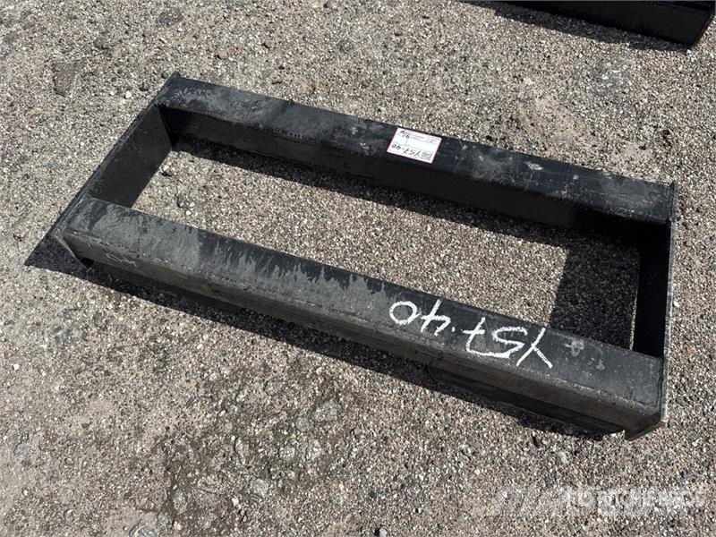 All-Star 46 in Skid Steer Attachment Mounting Plat Компоненты строительной техники