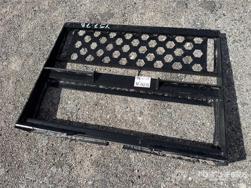 All-Star 46 in Skid Steer Fork Frame (Unused) Tõstekahvlid