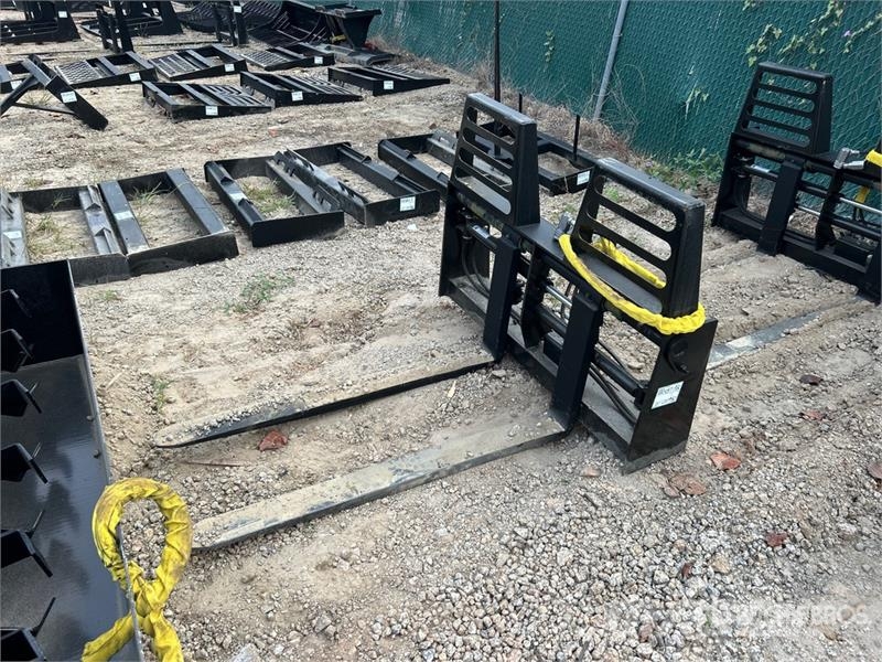 All-Star 48 in Hydraulic Skid Steer Forks Fourche