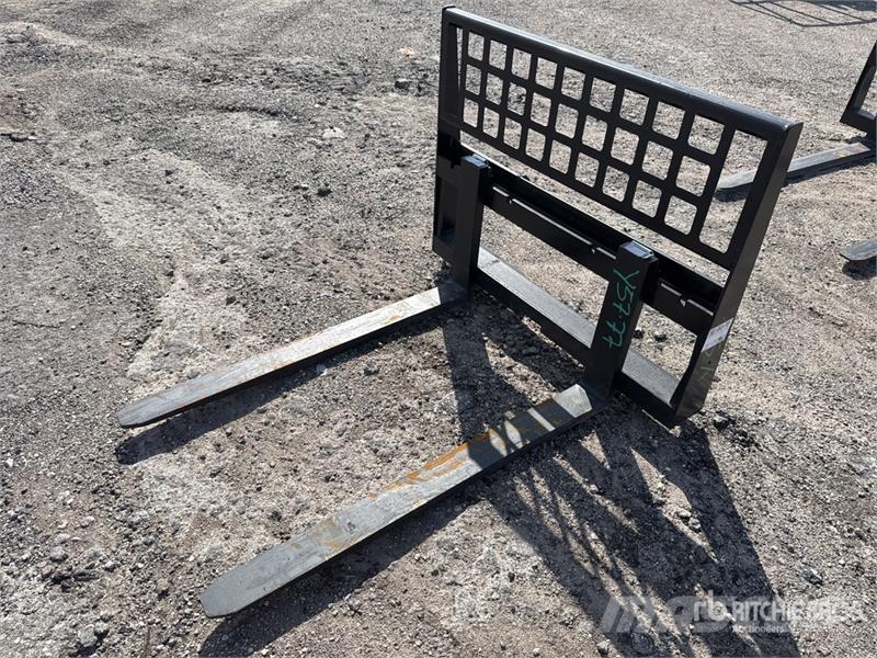 All-Star 48 in Skid Steer Forks (Unused) Паллетные вилы для фронтальных погрузчиков