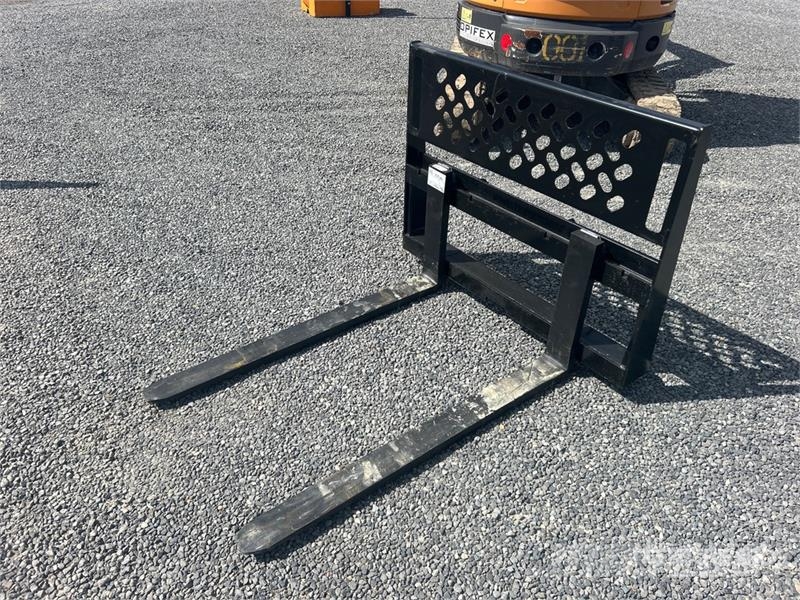  All-Star 48 in Skid Steer Forks (Unused) フォーク