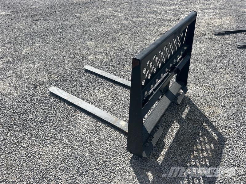  All-Star 48 in Skid Steer Forks (Unused) フォーク