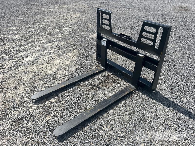 All-Star 48 in Skid Steer Forks (Unused) フォーク