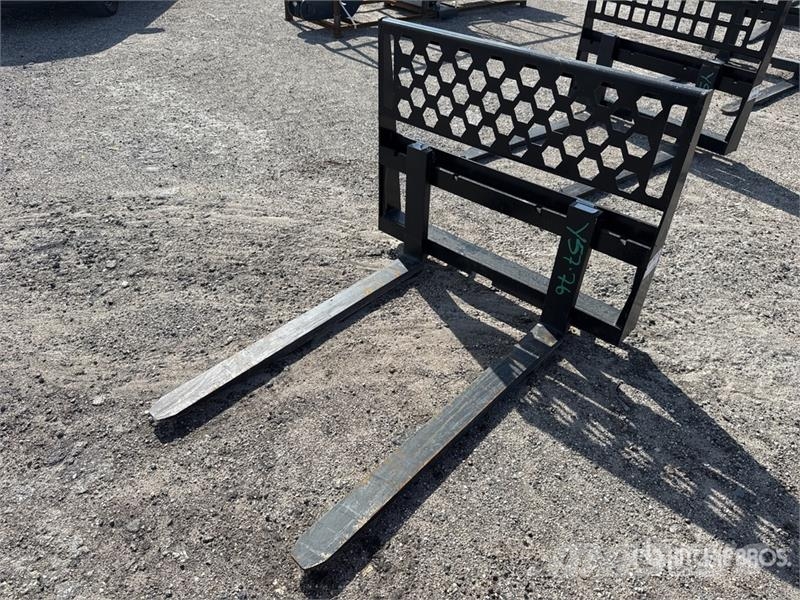 All-Star 48 in Skid Steer Forks (Unused) Tõstekahvlid