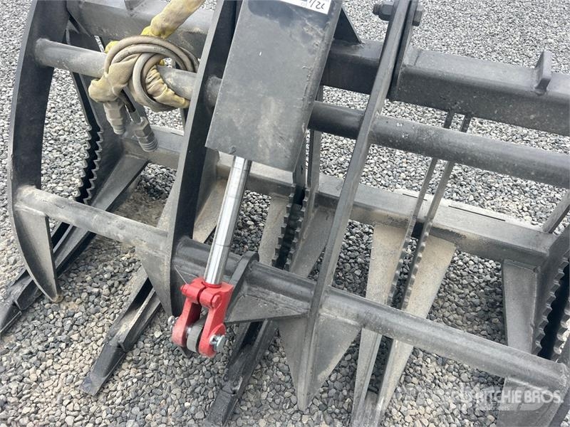  All-Star 48 in Skid Steer Root Rake (Unused) Ancinho virador