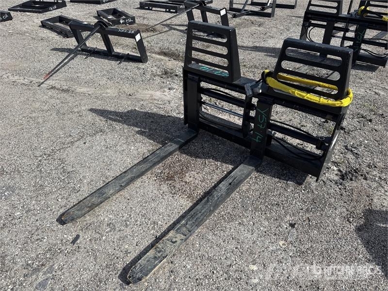 All-Star 48 in Skid Steer Forks (Unused) Паллетные вилы для фронтальных погрузчиков