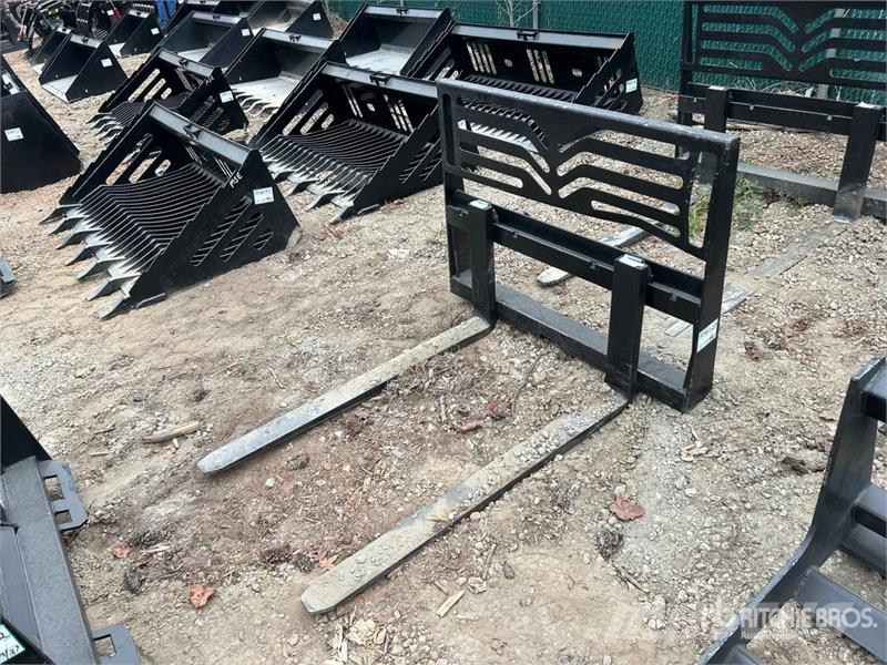 All-Star 48 in Skid Steer Forks Fourche