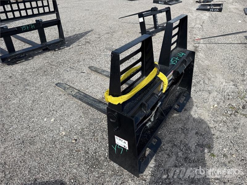 All-Star 48 in Skid Steer Forks (Unused) Паллетные вилы для фронтальных погрузчиков