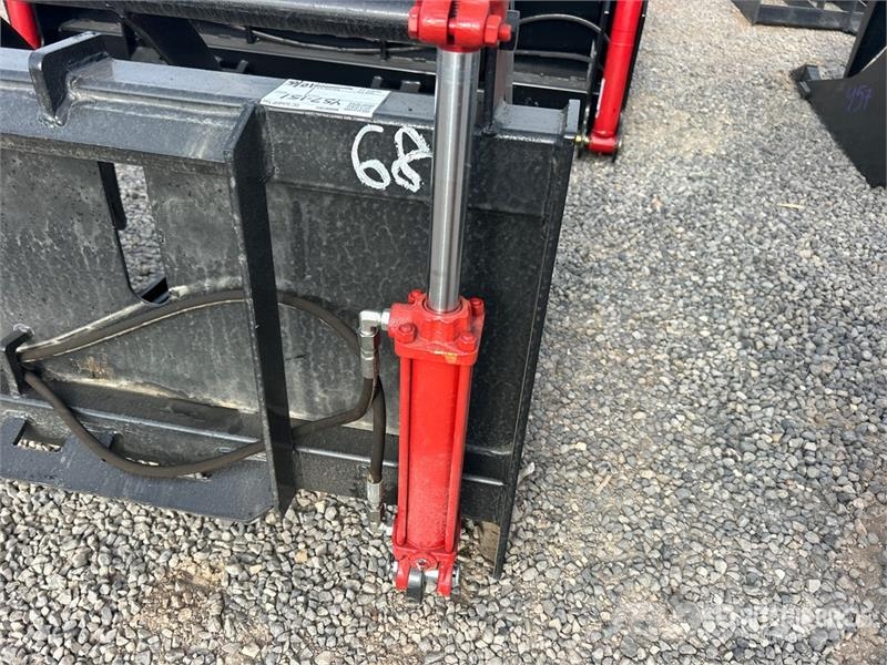  All-Star 68 in Skid Steer Root Rake مكابس وميبسات التبن