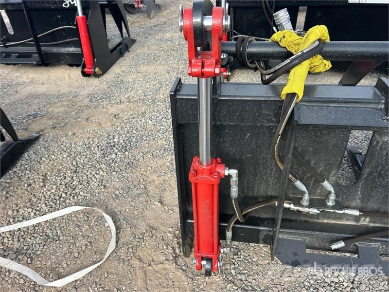  All-Star 68 in Skid Steer Root Rake مكابس وميبسات التبن