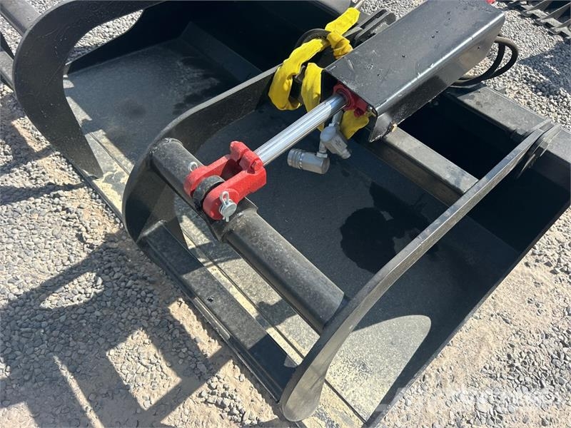  All-Star 68 in Skid Steer Grapple Bucket (Unused) グラップル