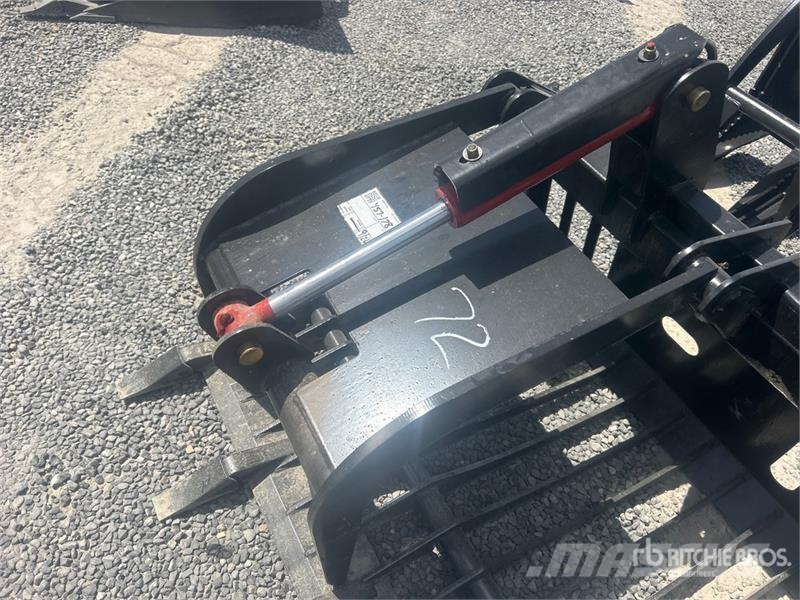  All-Star 72 in Rock Skid Steer Grapple (Unused) Grijpers