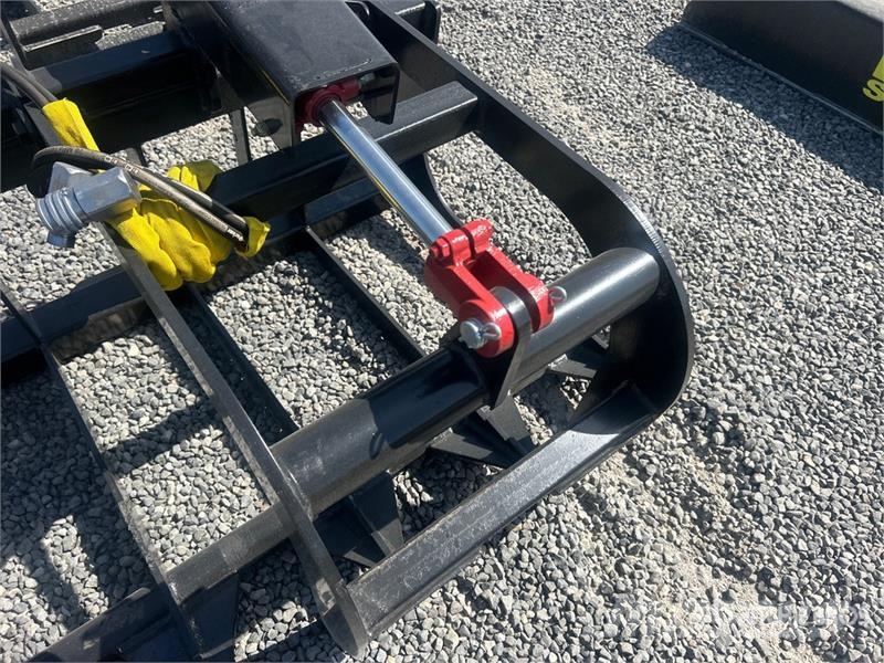All-Star 72 in Root Skid Steer Grapple (Unused) Grijpers