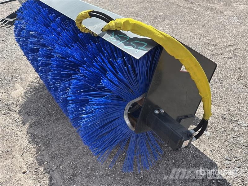 All-Star 72 in Skid Steer Broom (Unused) Perii