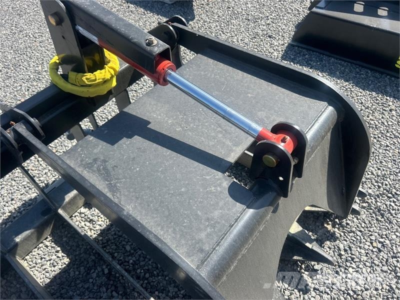 All-Star 80 in Heavy Duty Root Skid Steer Grapple Grijpers