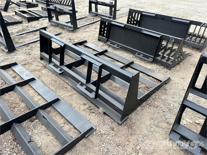 All-Star 80 in Skid Steer Landplane Äkked