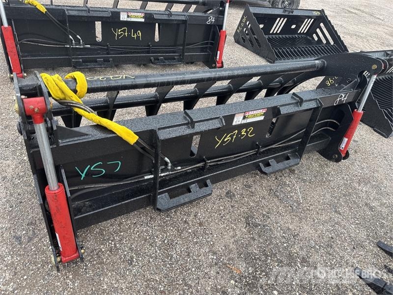 All-Star 84 in Skid Steer Root Rake (Unused) Rateau faneur