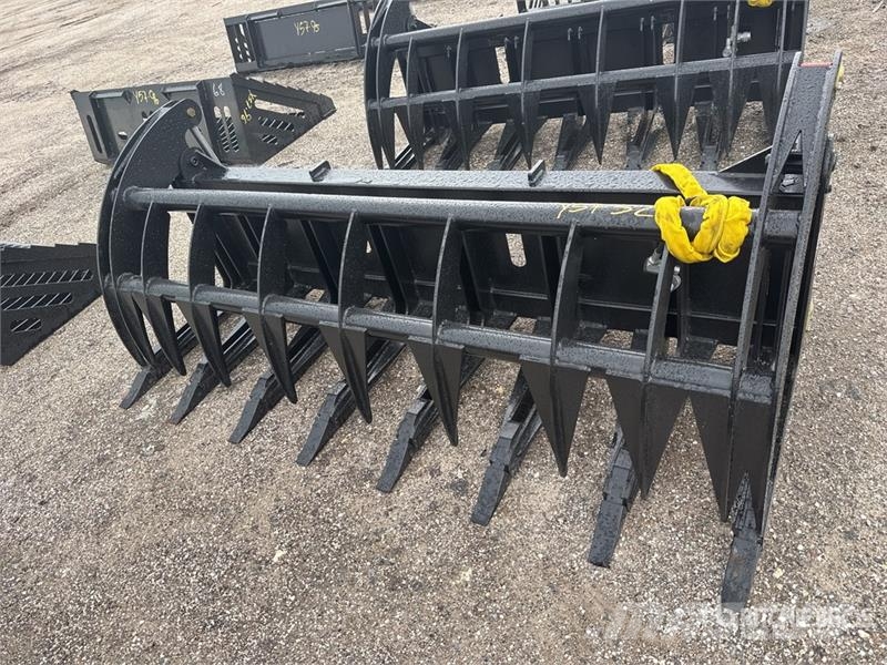 All-Star 84 in Skid Steer Root Rake (Unused) Rateau faneur