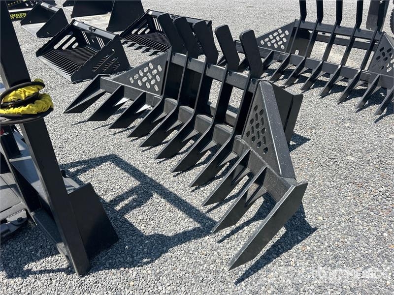  All-Star 98 in Skid Steer Root Rake (Unused) Ancinho virador