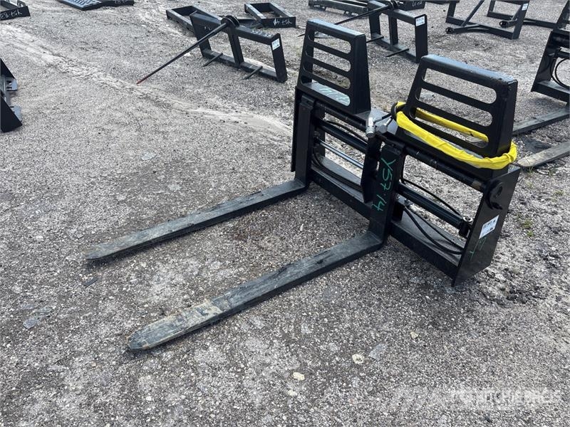 All-Star Hydraulic Positioner Skid Steer Forks (Un Garfos