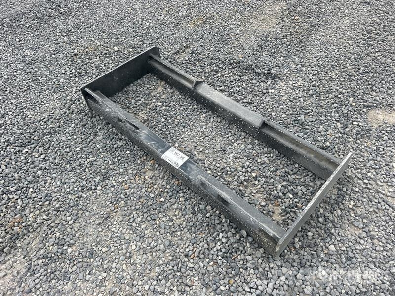  All-Star Skid Steer Attachment Mounting Plate (Unu Other components