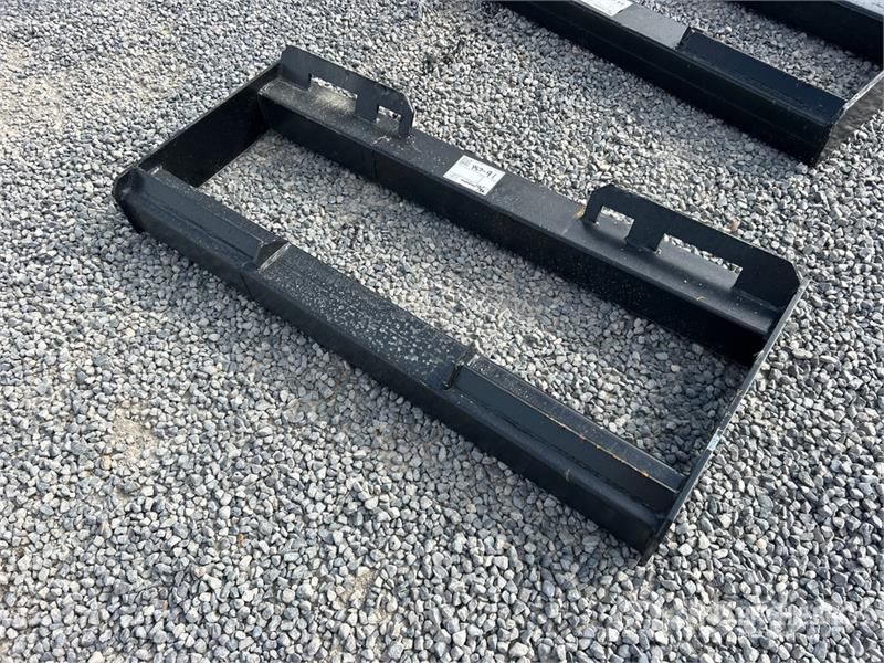 All-Star Skid Steer Attachment Mounting Plate (Unu Outros componentes