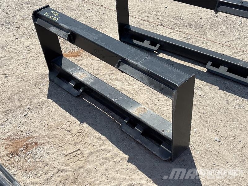 All-Star Skid Steer Attachment Mounting Plate (Unu Other components