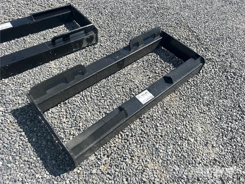 All-Star Skid Steer Attachment Mounting Plate (Unu Outros componentes
