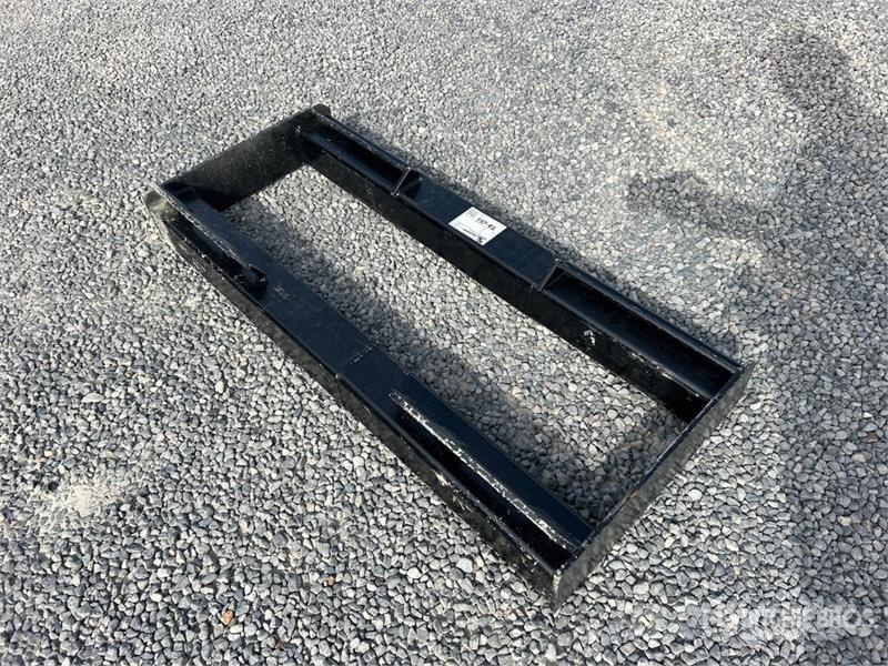 All-Star Skid Steer Attachment Mounting Plate (Unu Outros componentes