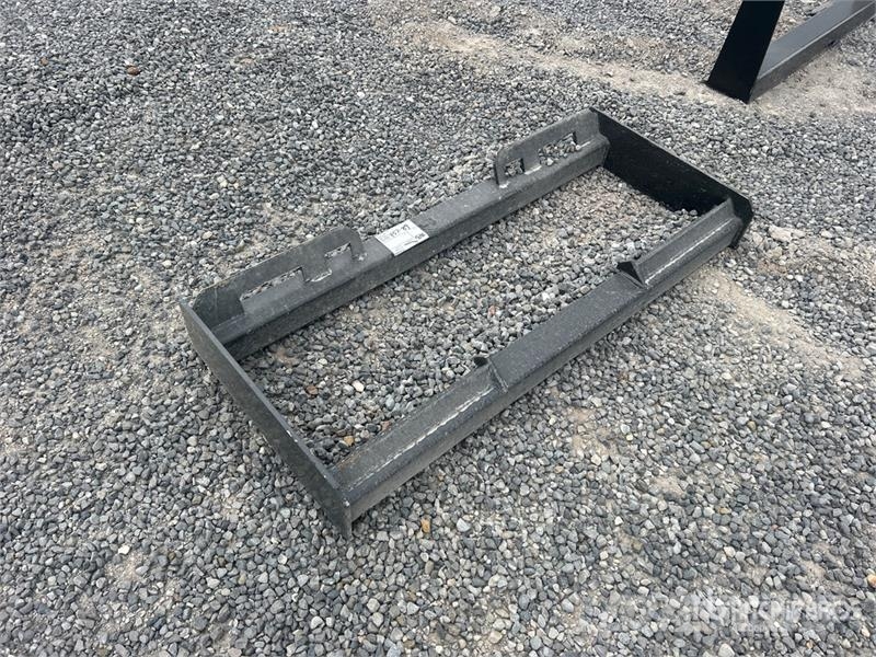 All-Star Skid Steer Attachment Mounting Plate (Unu Other components