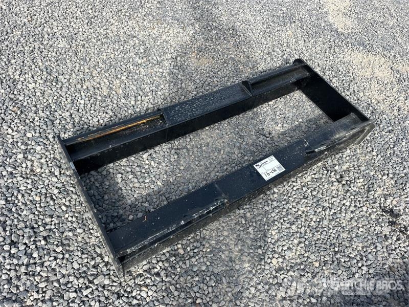 All-Star Skid Steer Attachment Mounting Plate (Unu Outros componentes