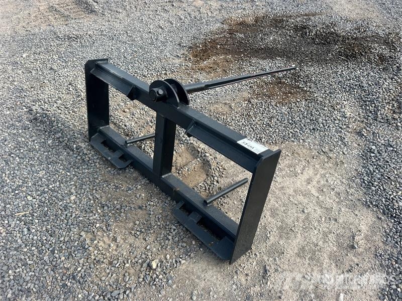 All-Star Skid Steer Bale Spear (Unused) Drugi deli