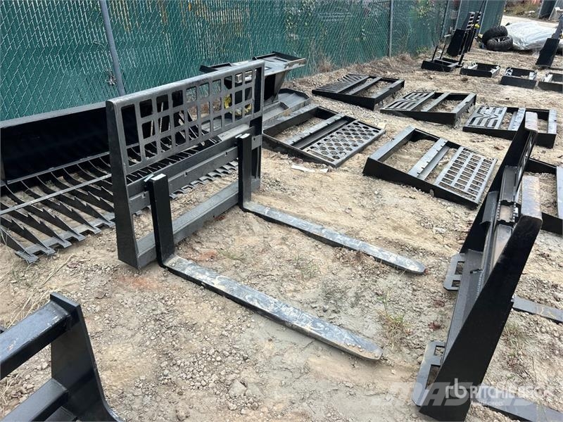 All-Star Skid Steer Forks (Unused) Fourche