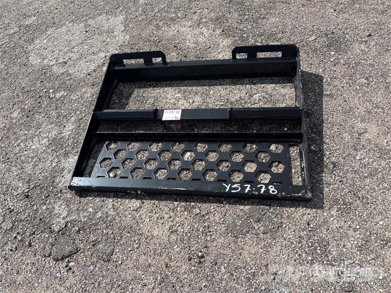 All-Star Skid Steer Fork Frame (Unused) Vilice