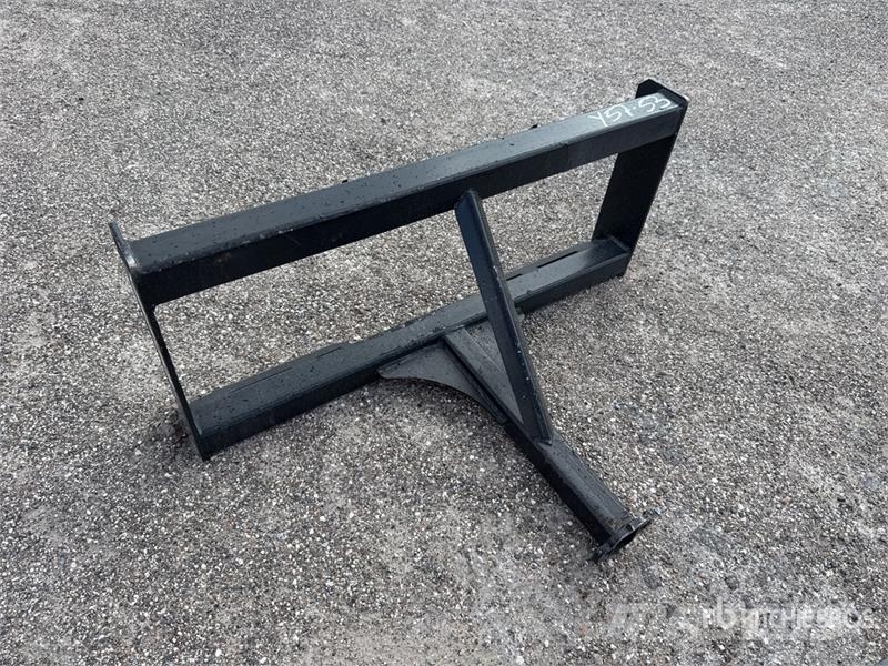 All-Star Skid Steer Hitch Receiver (Unused) Kiirliitmikud