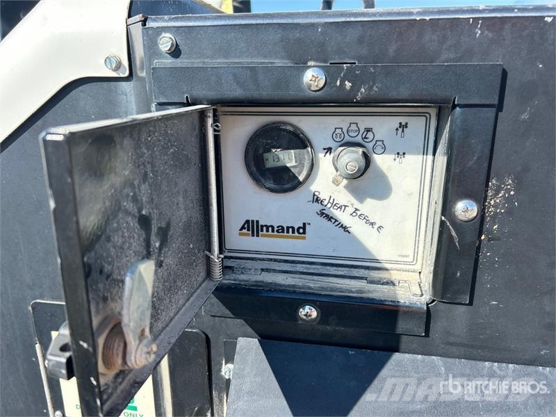 Allmand 6 W Light Tower Light towers