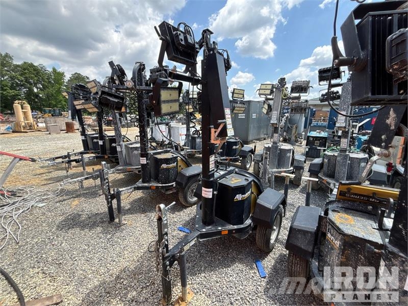 Allmand Night Lite GR Chain Light Tower Light towers