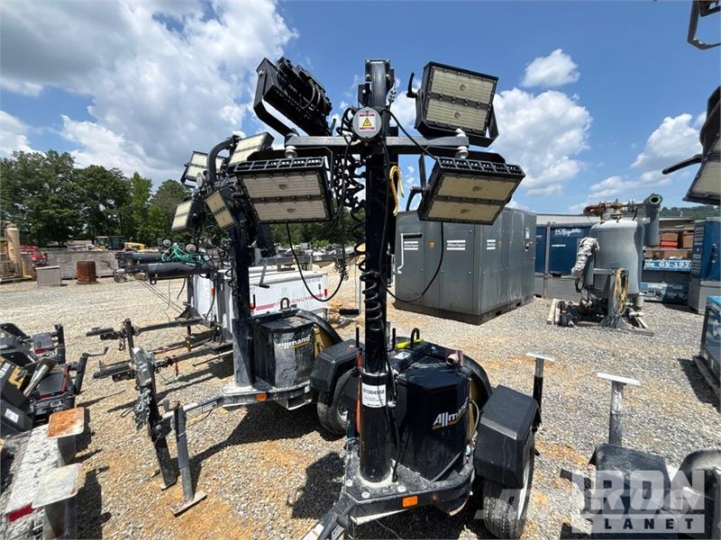 Allmand Night-Lite GR Chain Light Tower Light towers