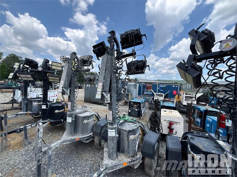 Allmand Night-Lite GR Chain Light Tower Light towers