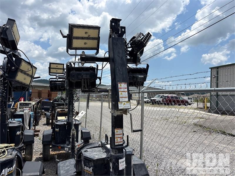 Allmand Night Lite GR Chain Light Tower Light towers