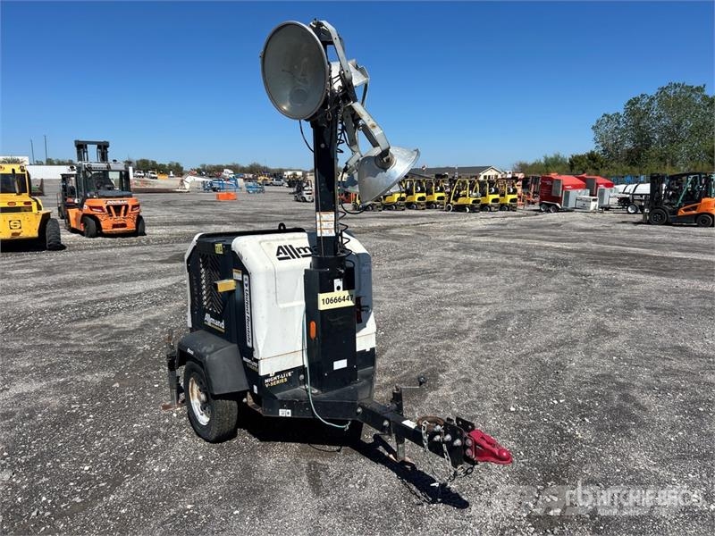 Allmand Nite-LITE V-Series Light Tower Light towers