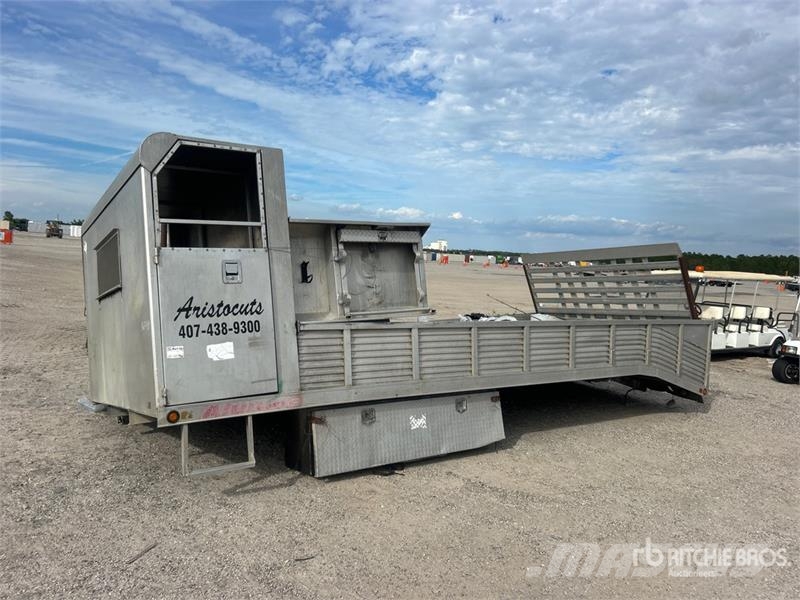 Alumne 1136 Truck Flatbed Body Boxy
