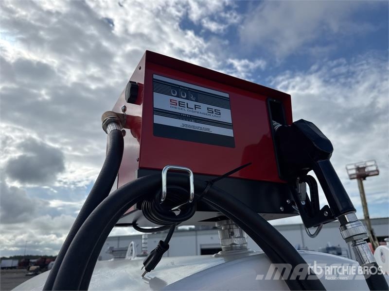 AM Tank 1000 Diesel 1000 gal Skid Mounted Steel Diese Degvielas un piedevu tvertnes