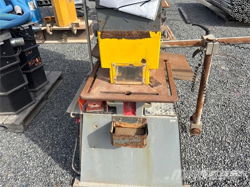  Amanda Marvel MSIW93D Spartan 93 ton Hydraulic Iro معدات البناء - غير ذلك
