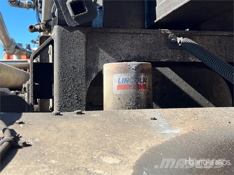 American LaFrance Condor 6x4 Concrete Pump Truck (Inoperable) Camiones hormigonera