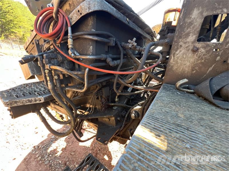 American LaFrance Condor 6x4 Concrete Pump Truck (Inoperable) Camiones hormigonera