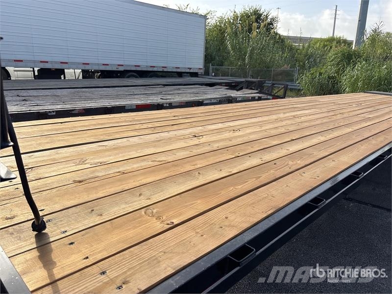 American Pride 40 ft T/A Gooseneck Equipment Trailer Autotransport-Anhänger