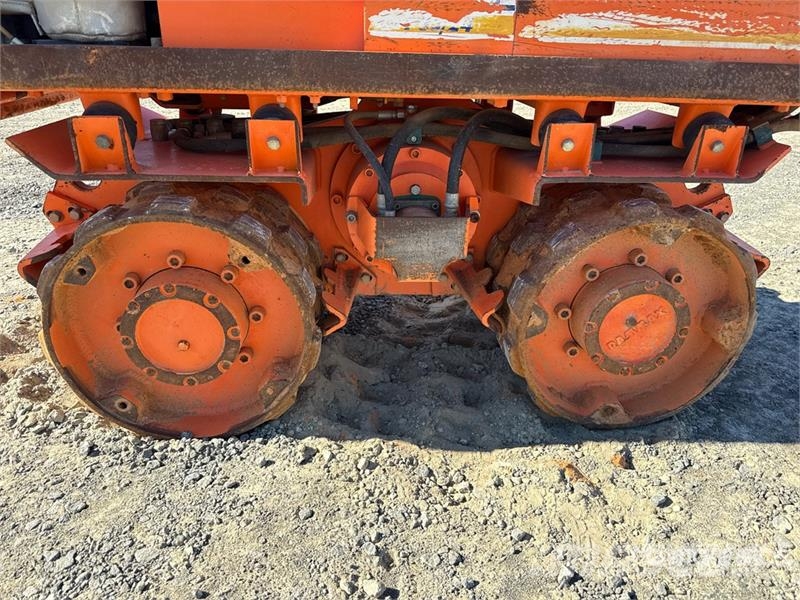 Ampac P33/24 ضاغطات التربة