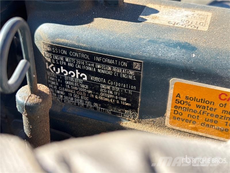 Ampac P33/24 ضاغطات التربة