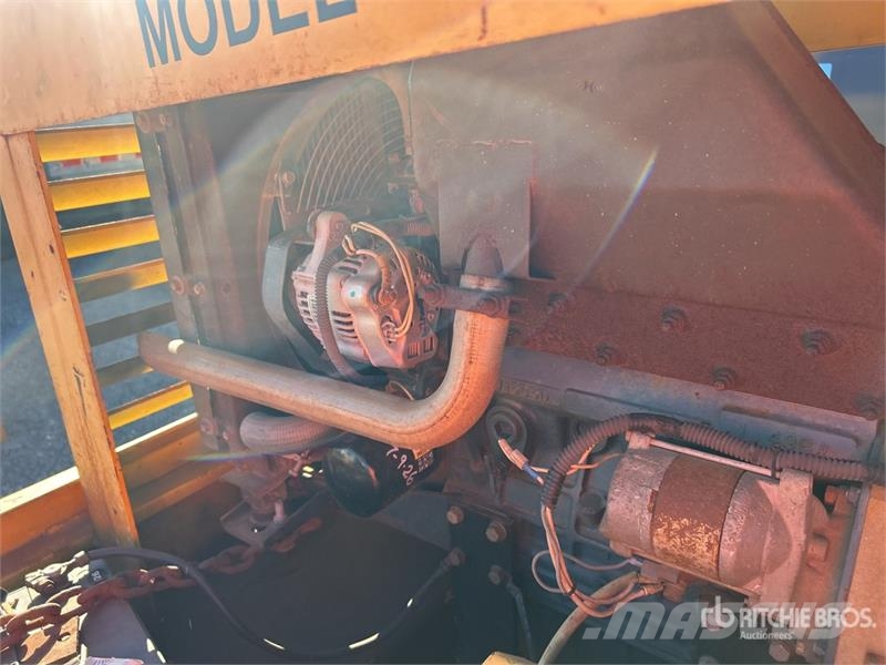 Anders 3436 Pneumatic Roller Pneimatiskie veltņi
